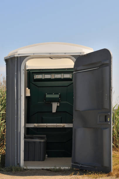 Best Wedding porta potty rental  in Lake Barcroft, VA